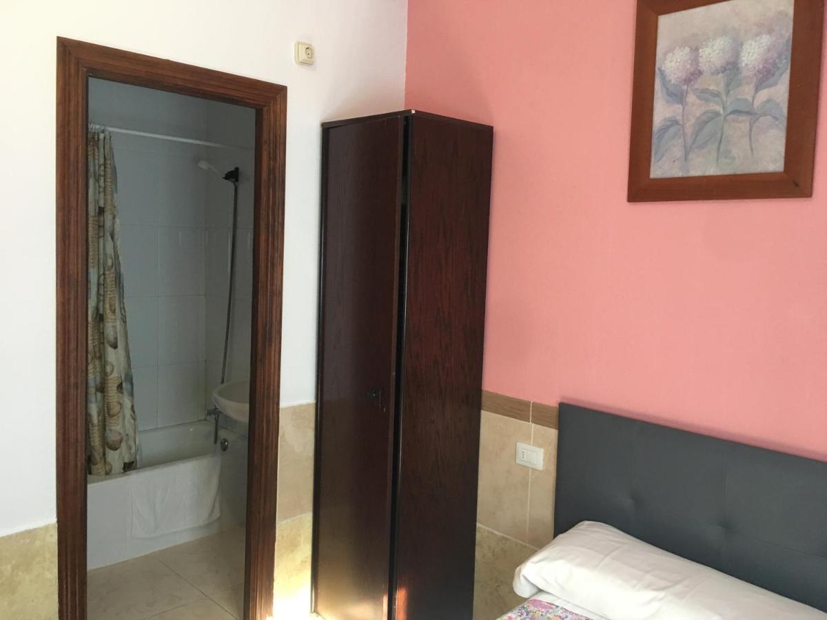 Hotel Hostal O Labrador O Hospital Zewnętrze zdjęcie